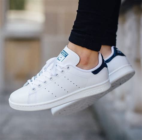 adidas stan smith on sale.